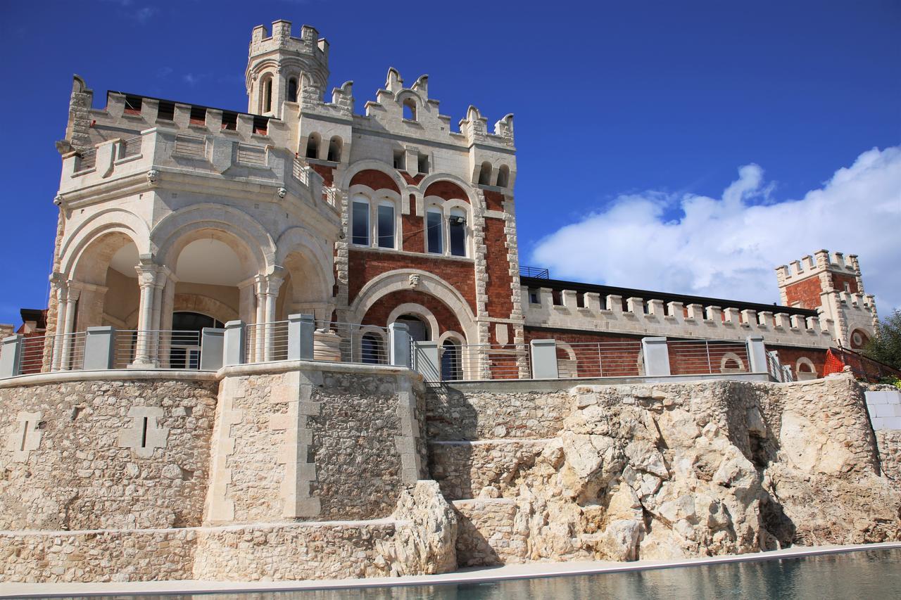 Castello Tafuri Hotel Portopalo Di Capo Passero Luaran gambar