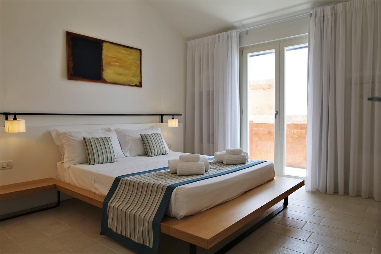 Castello Tafuri Hotel Portopalo Di Capo Passero Luaran gambar